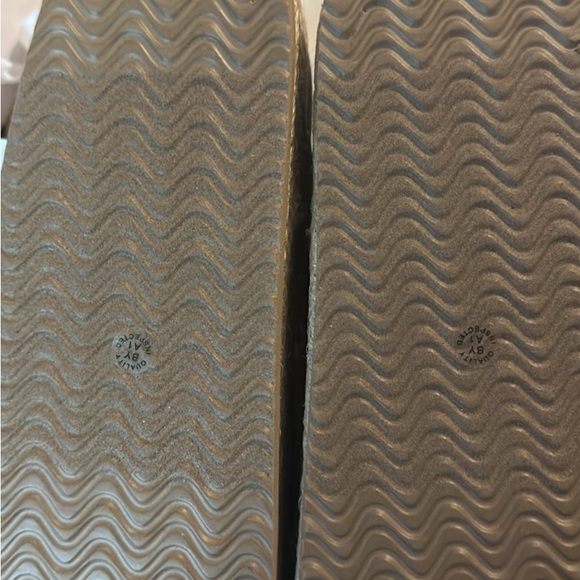 Size 9 crotchet daisy platform sandals - Picture 6 of 7